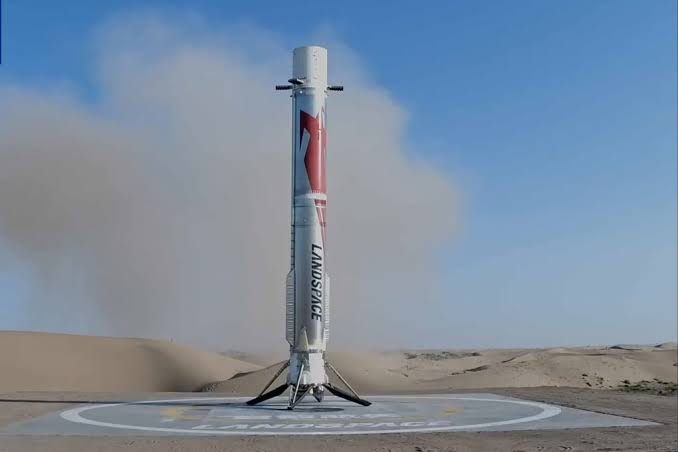 LandSpace Lands Zhuque-3 Booster in Reusable Rocket Milestone