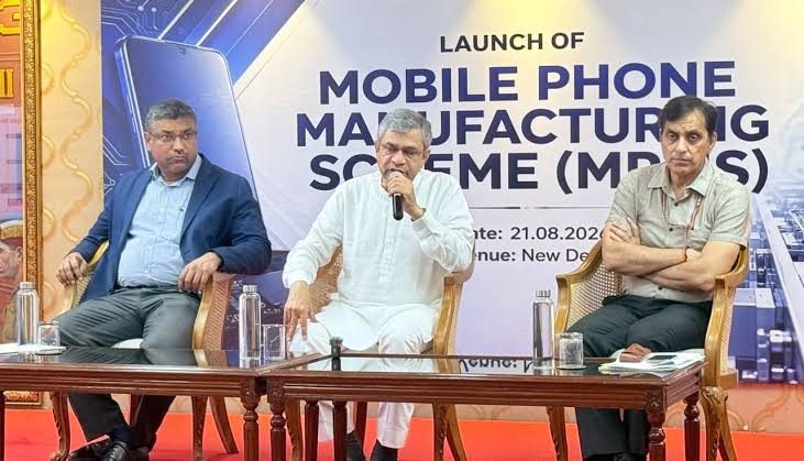 MeitY Notifies Rs 62,500-Crore Mobile Phone Manufacturing Scheme to Succeed PLI